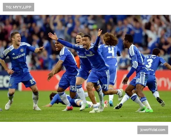 现场花絮:布雷斯特主场为一名百岁老球迷举办特别纪念仪式